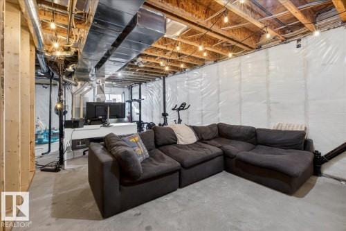 535 Paterson Way, Edmonton, AB - Indoor Photo Showing Basement