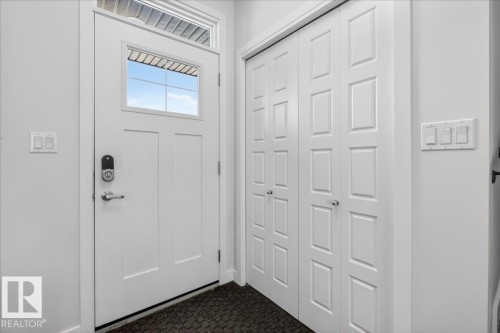 535 Paterson Way, Edmonton, AB - Indoor Photo Showing Other Room