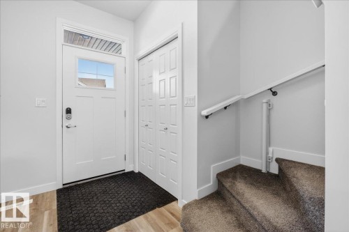 535 Paterson Way, Edmonton, AB - Indoor Photo Showing Other Room