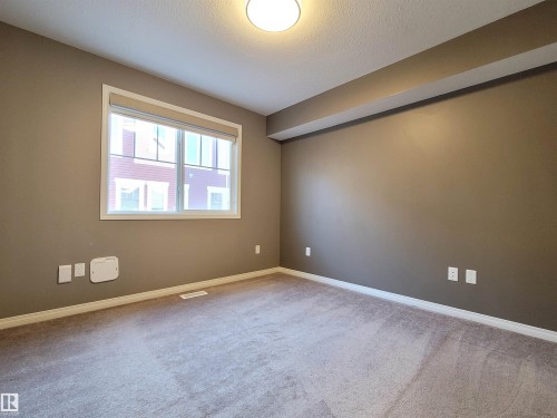26 1623 Towne Centre Boulevard, Edmonton, AB - Indoor Photo Showing Other Room