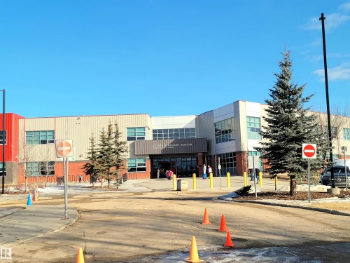 26 1623 Towne Centre Boulevard, Edmonton, AB - Outdoor