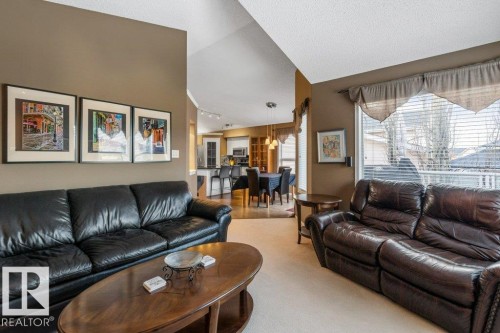 1916 Kramer Way, Edmonton, AB - Indoor Photo Showing Living Room