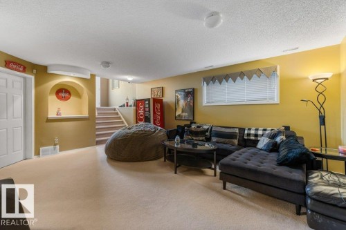 1916 Kramer Way, Edmonton, AB - Indoor Photo Showing Living Room