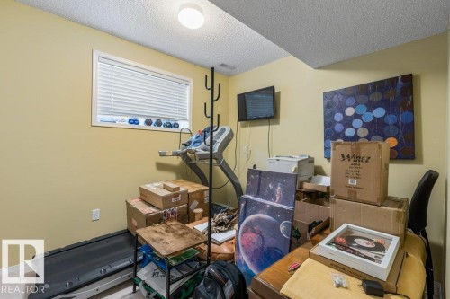 1916 Kramer Way, Edmonton, AB - Indoor