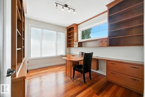 2426 Martell Crescent, Edmonton, AB - Indoor