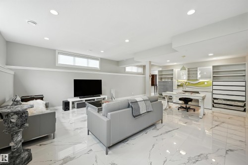 2426 Martell Crescent, Edmonton, AB - Indoor