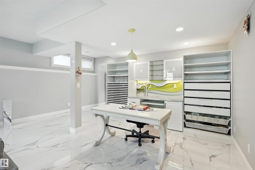 2426 Martell Crescent, Edmonton, AB - Indoor Photo Showing Office