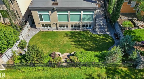 2426 Martell Crescent, Edmonton, AB - Outdoor