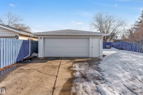View of detached garage - 14511 21 St., Edmonton, AB - Outdoor