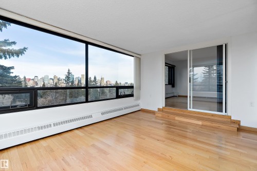 203 9929 Saskatchewan Drive, Edmonton, AB - Indoor