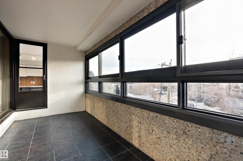 203 9929 Saskatchewan Drive, Edmonton, AB - Indoor Photo Showing Other Room