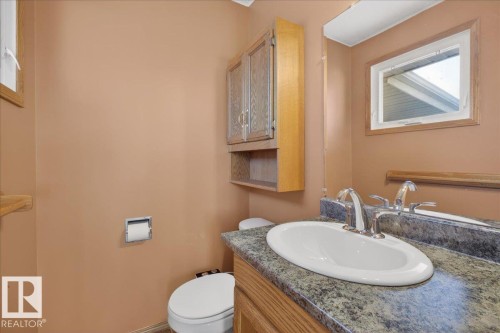 28 Afton Crescent, St. Albert, AB - Indoor Photo Showing Bathroom
