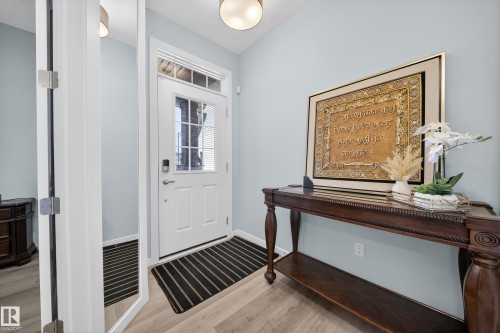 1575 Plum Circle Circle, Edmonton, AB - Indoor Photo Showing Other Room