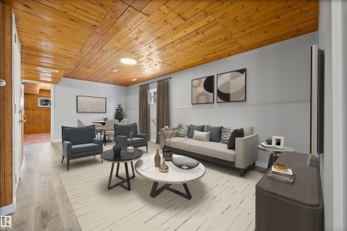16924 95 Street, Edmonton, AB - Indoor Photo Showing Living Room