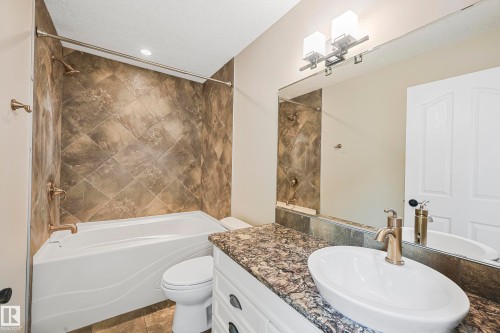 2 Westbrook Drive, Edmonton, AB - Indoor Photo Showing Bathroom