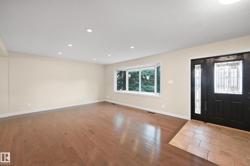 2 Westbrook Drive, Edmonton, AB - Indoor Photo Showing Other Room