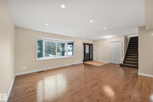 2 Westbrook Drive, Edmonton, AB - Indoor Photo Showing Other Room
