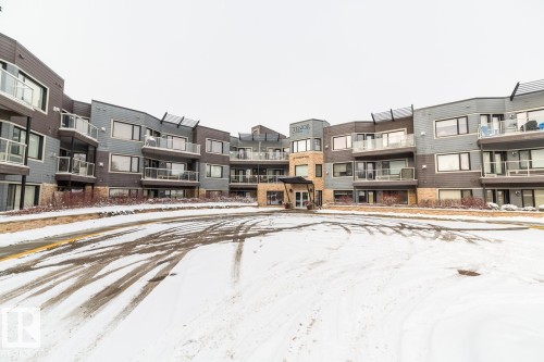 219 35 Sturgeon Road, St. Albert, AB - Outdoor