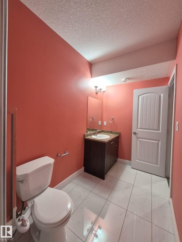 1737 52A Street, Edmonton, AB - Indoor Photo Showing Bathroom