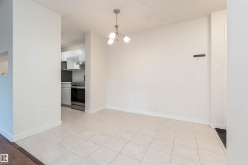 458 10520 120 Street, Edmonton, AB - Indoor