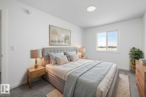41 Sumac Close, Fort Saskatchewan, AB - Indoor Photo Showing Bedroom