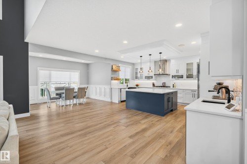 Incredible open floor pan - 3912 Ginsburg Crescent, Edmonton, AB - Indoor