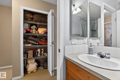 108 150 Edwards Drive, Edmonton, AB - Indoor Photo Showing Bathroom