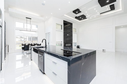 20 Easton Close, St. Albert, AB - Indoor Photo Showing Kitchen With Upgraded Kitchen