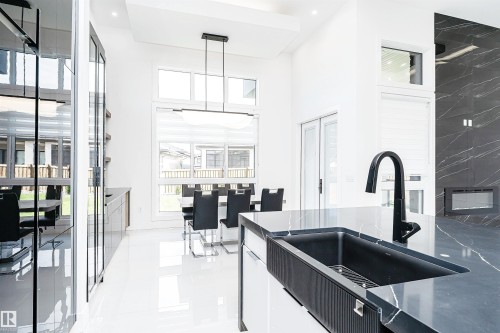 20 Easton Close, St. Albert, AB - Indoor Photo Showing Other Room