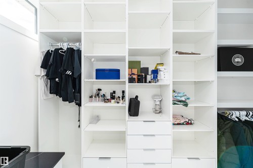 20 Easton Close, St. Albert, AB - Indoor With Storage