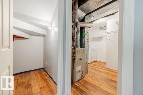 820 Mcallister Crescent, Edmonton, AB - Indoor Photo Showing Other Room