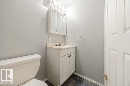 820 Mcallister Crescent, Edmonton, AB - Indoor Photo Showing Bathroom