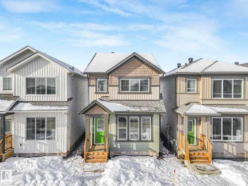 112 Elliott Wynd  Fort Saskatchewan, AB T8L 1R8