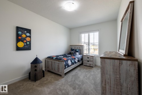 18834 29 Avenue, Edmonton, AB - Indoor Photo Showing Bedroom