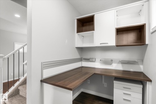 17630 61A Street, Edmonton, AB - Indoor