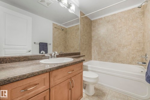 202 9707 106 Street, Edmonton, AB - Indoor Photo Showing Bathroom