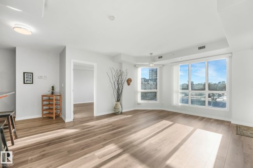 202 9707 106 Street, Edmonton, AB - Indoor Photo Showing Other Room