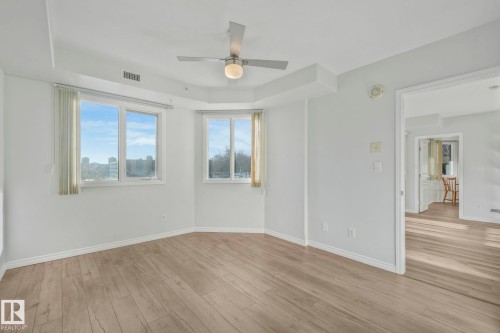 202 9707 106 Street, Edmonton, AB - Indoor Photo Showing Other Room