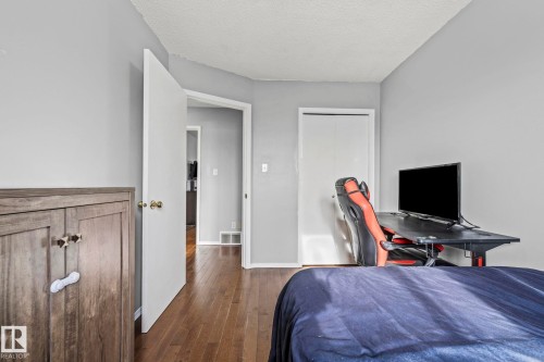 13859 131A Avenue, Edmonton, AB - Indoor Photo Showing Bedroom