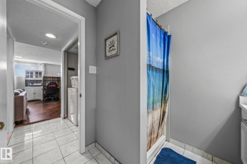 13859 131A Avenue, Edmonton, AB - Indoor Photo Showing Other Room