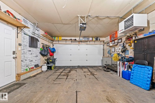 13859 131A Avenue, Edmonton, AB - Indoor Photo Showing Garage