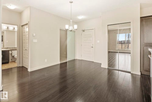 224 304 Ambleside Link, Edmonton, AB - Indoor Photo Showing Other Room