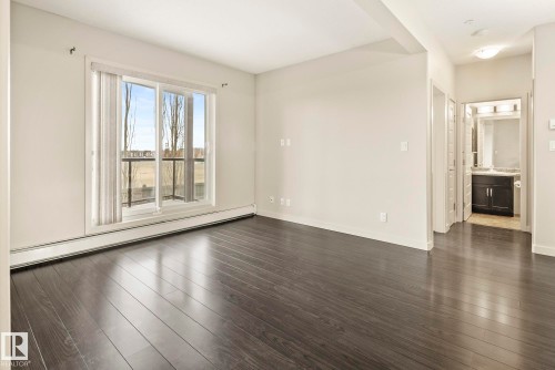 224 304 Ambleside Link, Edmonton, AB - Indoor Photo Showing Other Room