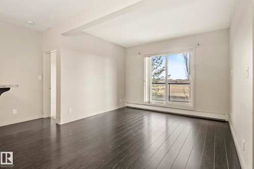 224 304 Ambleside Link, Edmonton, AB - Indoor Photo Showing Other Room
