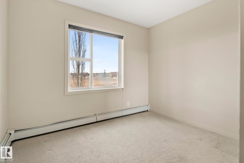 224 304 Ambleside Link, Edmonton, AB - Indoor Photo Showing Other Room