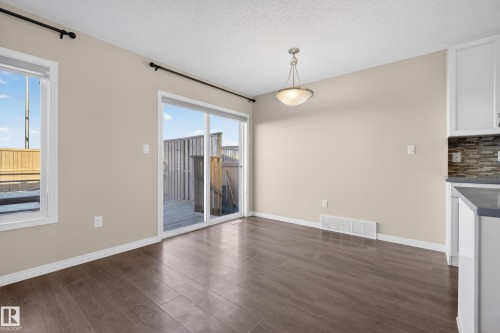 2786 Coughlan Green, Edmonton, AB - Indoor