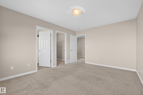 2786 Coughlan Green, Edmonton, AB - Indoor Photo Showing Other Room
