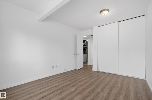 490 Lee Ridge Road, Edmonton, AB - Indoor Photo Showing Other Room