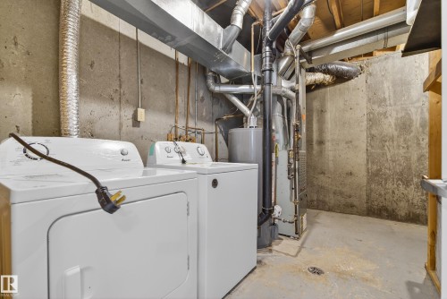 490 Lee Ridge Road, Edmonton, AB - Indoor Photo Showing Laundry Room
