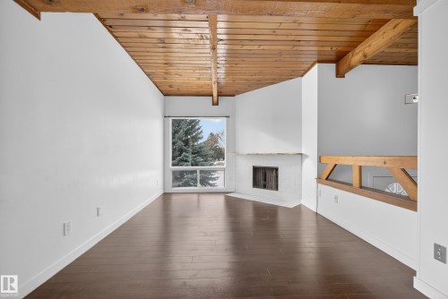 490 Lee Ridge Road, Edmonton, AB - Indoor